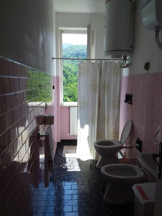Albergo Delfino San Pietro d'Olba Экстерьер фото